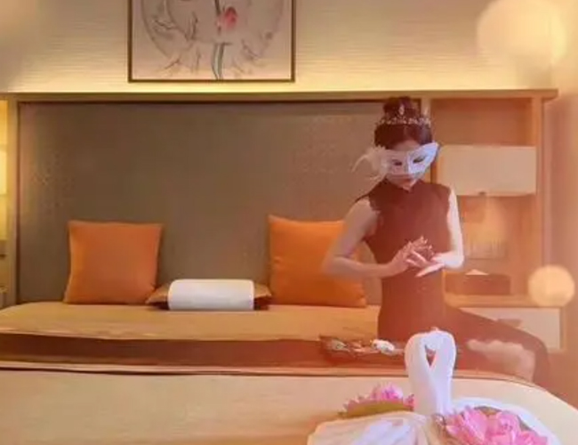 我在北京西城体验了下高端男士按摩spa会馆，私人会所花样超多